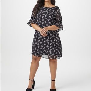 NWT Betsey Johnson Annabel Ruffle Sleeve Dress